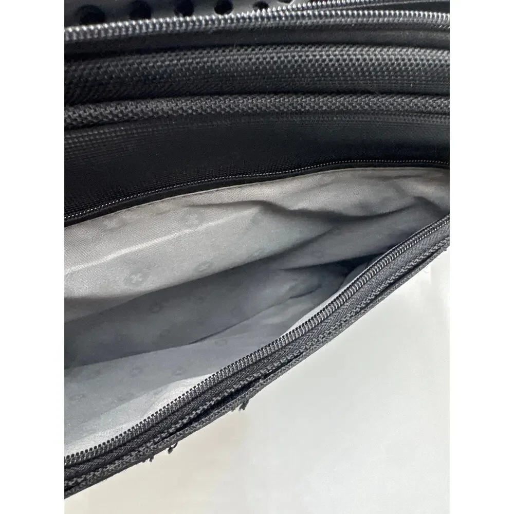 Wenger SwissGear The Grip 3950 Black Laptop Briefcase Messenger Bag Padded